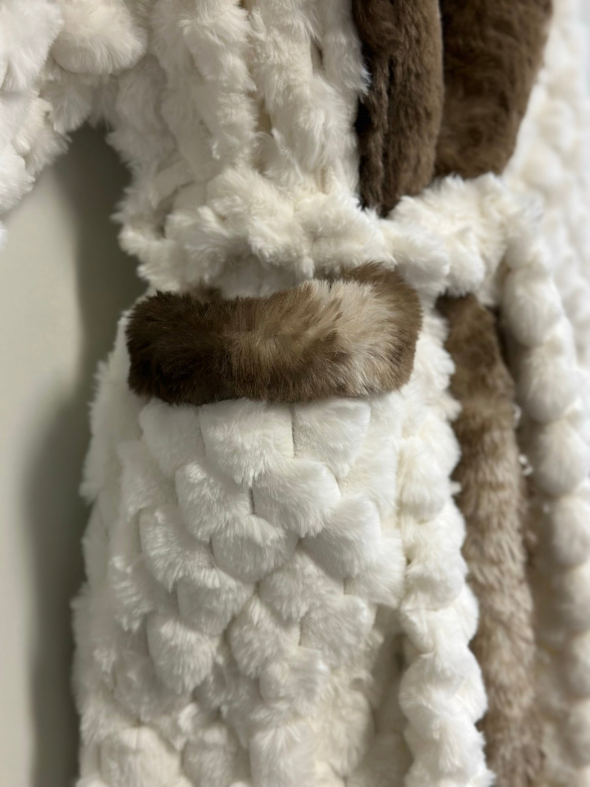 Winter Luxurious Offwhite Faux Fur Fabric - Off-White, Hooded Robe, Long Sleeve, Two Pockets (1 Piece)