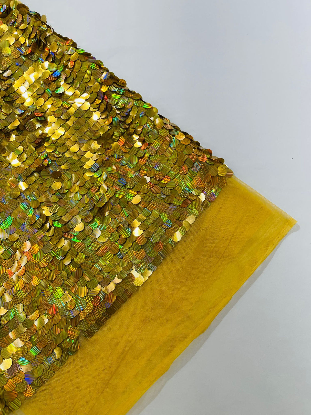 Round Sequin Polyester Fabric - Round Sequin, 54" Width (1 Yard)