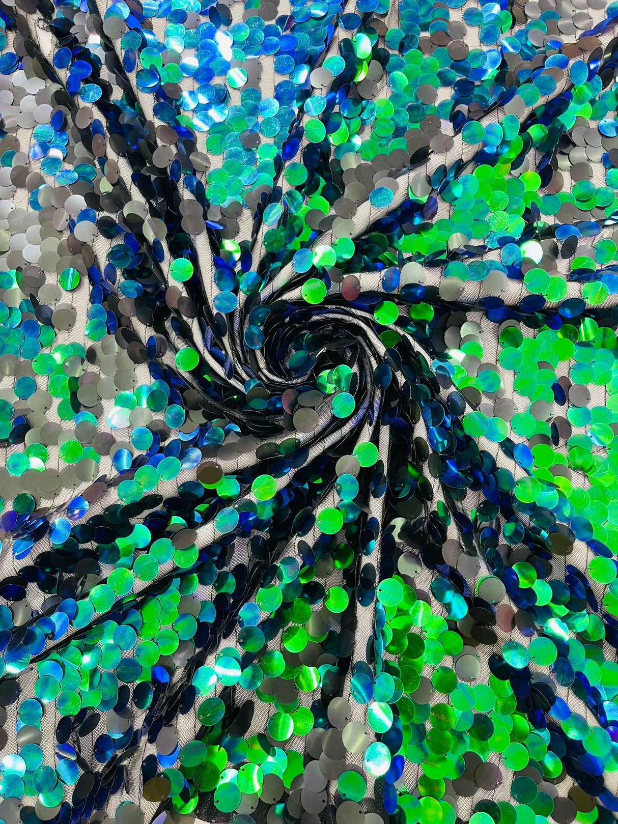 Round Sequin Polyester Fabric - Round Sequin, 54" Width (1 Yard)