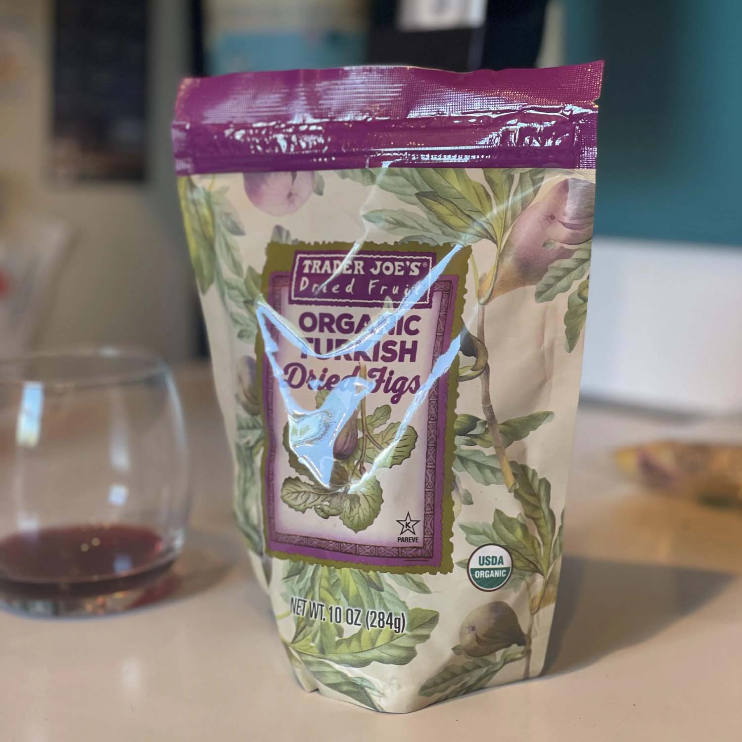 Trader Joe's Organic Turkish Dried Figs 10 OZ (284g)
