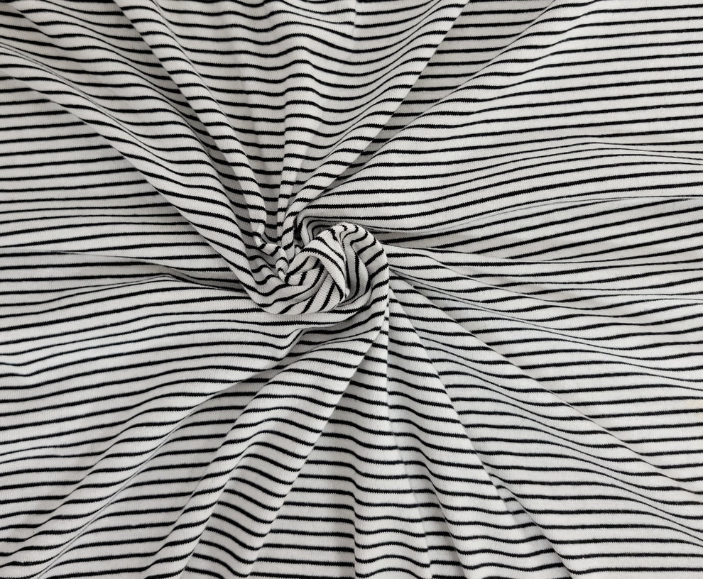 1 Yard Black White Yarn Dye Stripe Baby Hacci Sweater Knit Fabric Soft Poly Cotton Spandex Stretch for Sweaters & Loungewear