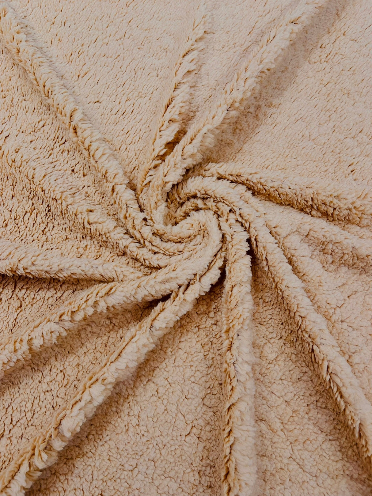 Sherpa Faux Fur Fleece Polyester Fabric - 58" Width, 15% Vertical Stretch, 280 GSM, Abrasion Resistant (1 Yard)