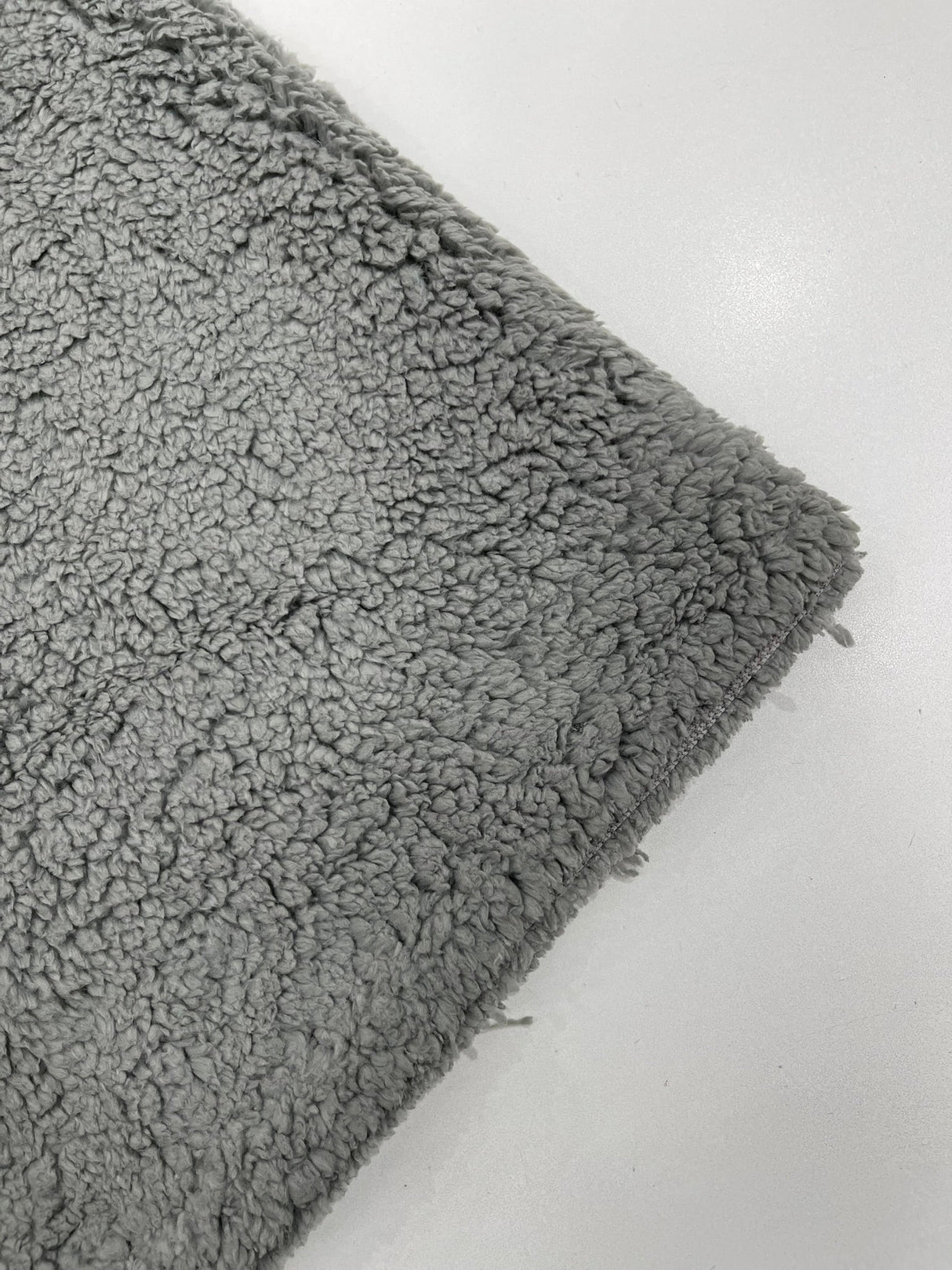Sherpa Faux Fur Fleece Polyester Fabric - 58" Width, 15% Vertical Stretch, 280 GSM, Abrasion Resistant (1 Yard)