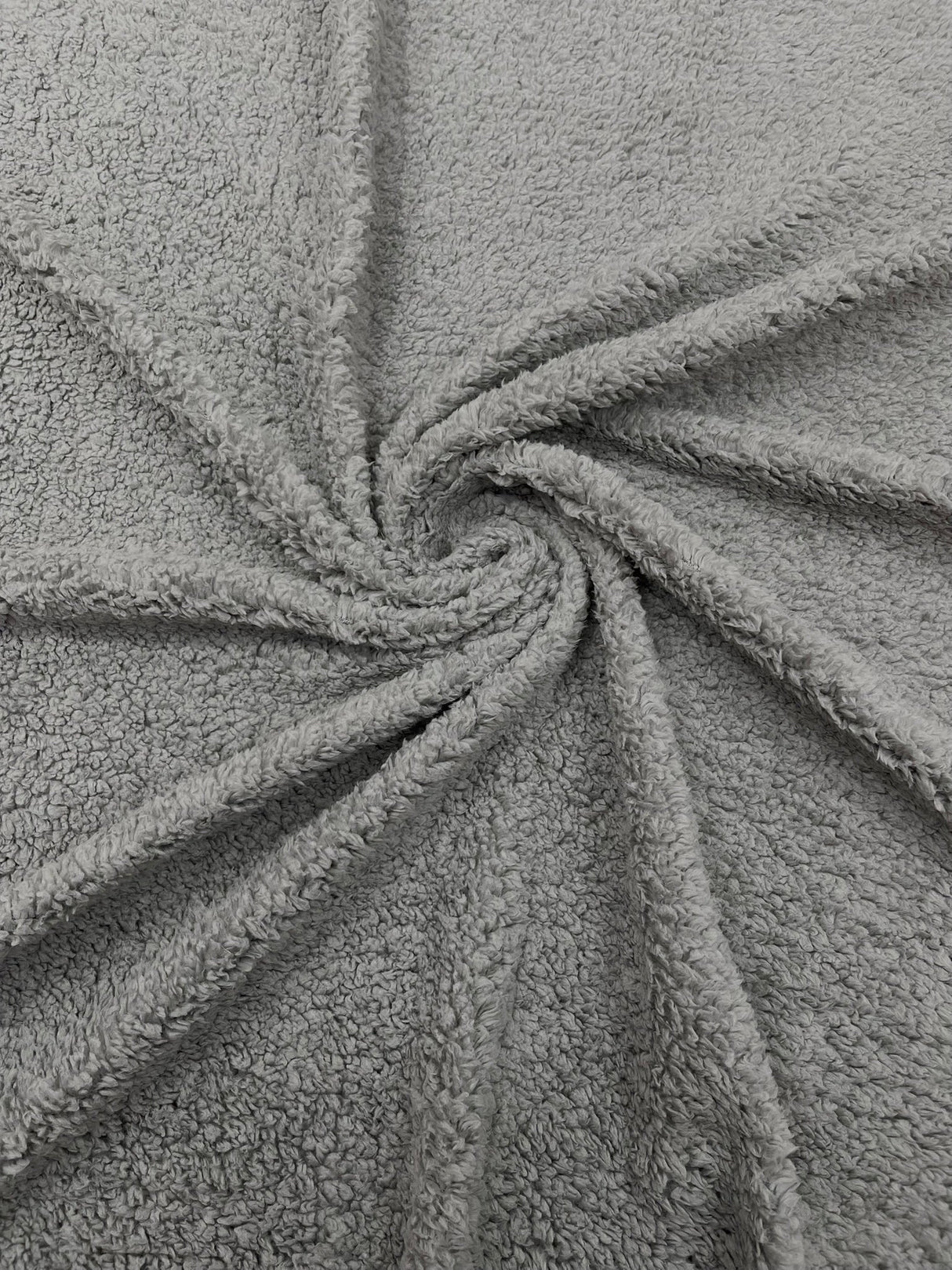 Sherpa Faux Fur Fleece Polyester Fabric - 58" Width, 15% Vertical Stretch, 280 GSM, Abrasion Resistant (1 Yard)