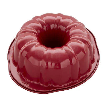 Wilton Non-Stick Fluted Tube Pan – 9.25 Inch Red