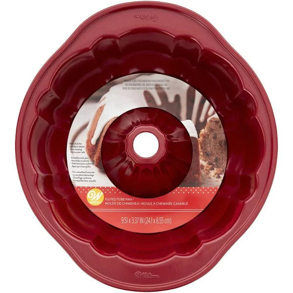 Wilton Non-Stick Fluted Tube Pan – 9.25 Inch Red