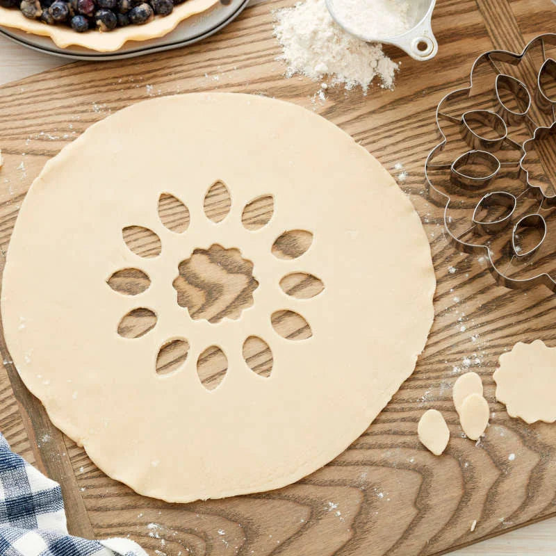 Wilton Sunflower Pie Crust Cutter Set