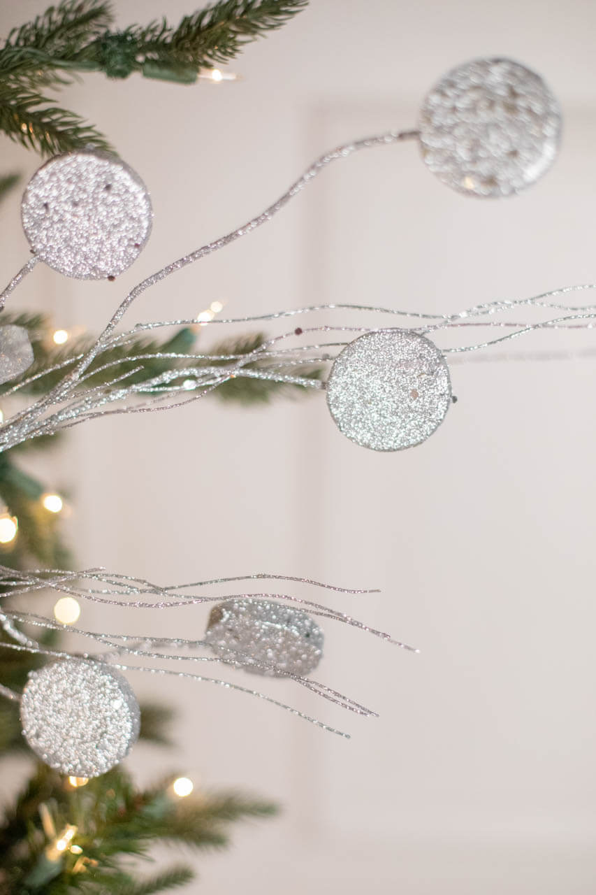 33” Glitter Silver Dollar/Twig Spray Silver