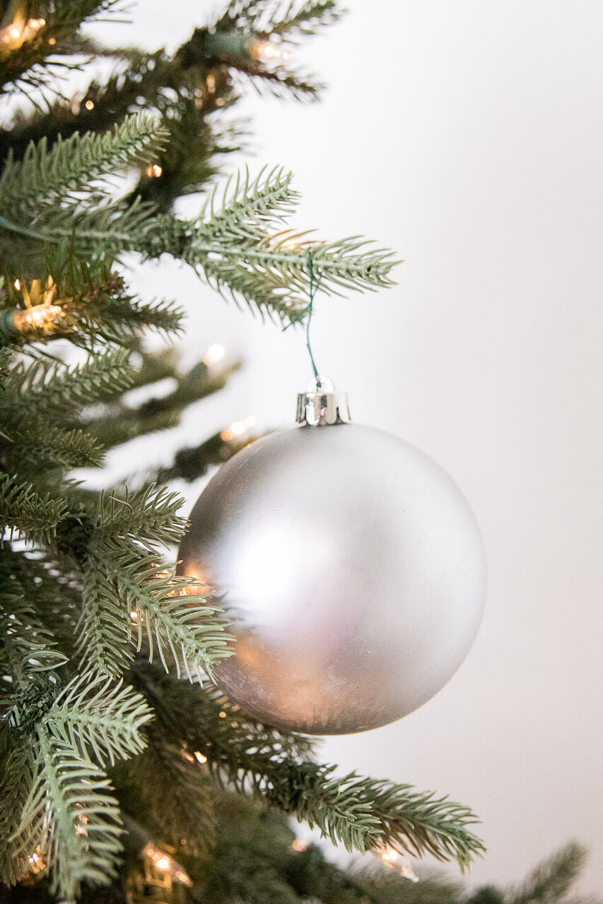 Silver Shatterproof Ornaments 3.9 Inch Set of 4 Decor