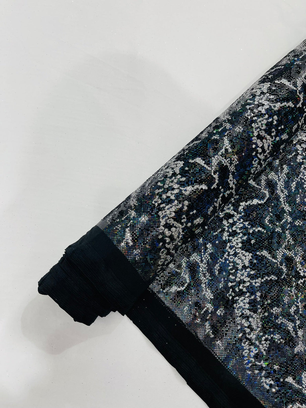 Snake Design Shattered Glass Nylon Spandex Fabric - Snake Design Shattered Glass, 4-Way Stretch, Medium Weight (1 Yard)