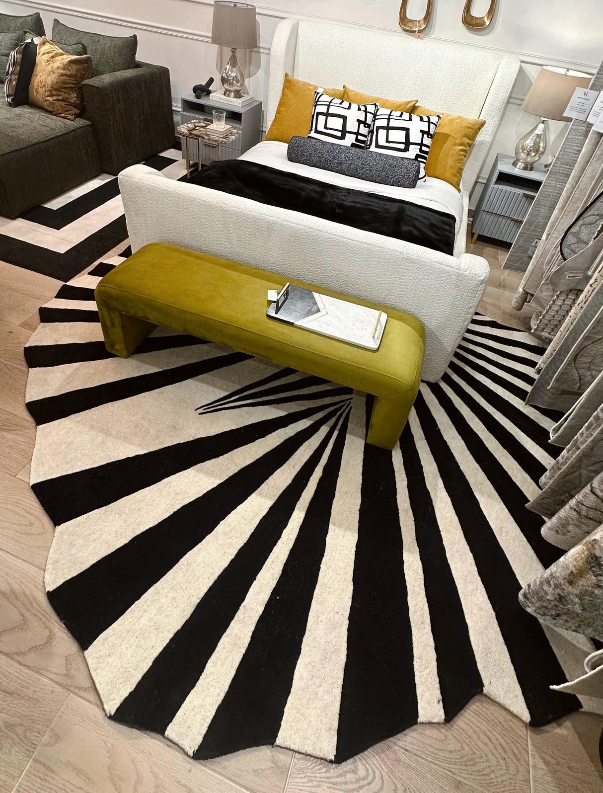 Beluga Tufted Design 60 Wool Fabric - Ivory Black, Ivory Gold, Hand Tufted, 8' X 11', 9' X 12', 10' X 13' (1 Unit)