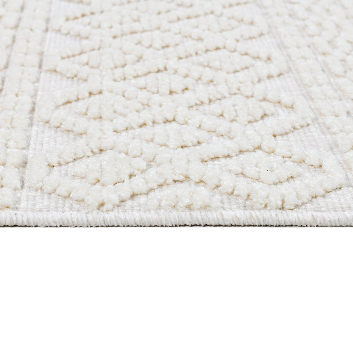 TIA 101 Microfiber Chenille Area Rug Fabric - Soft White/Cream Bohemian Motif, High-Low Texture, 5' 3" X 7' 6" And 7' 9" X 10' 5" (1 Rug)