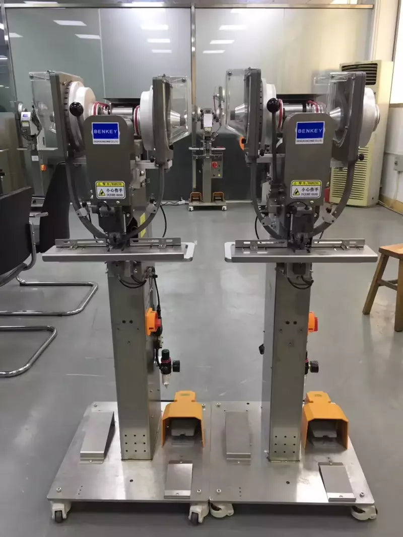 Snap Button Application Machine Full Automatic Servo Motor - Prong & Plastic