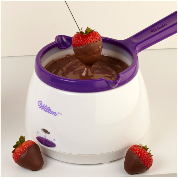 Wilton Candy Melts Candy and Chocolate Melting Pot