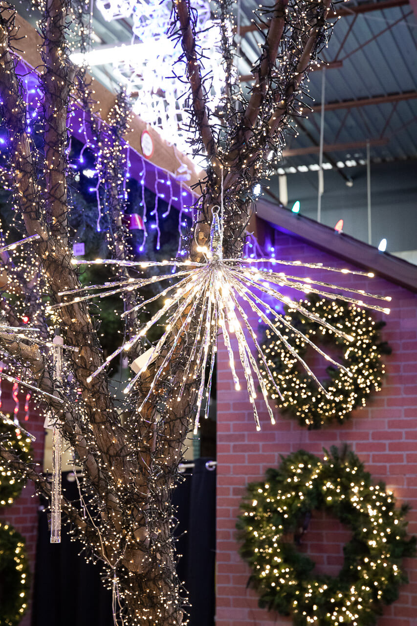 LED Umbrella Display - 320L