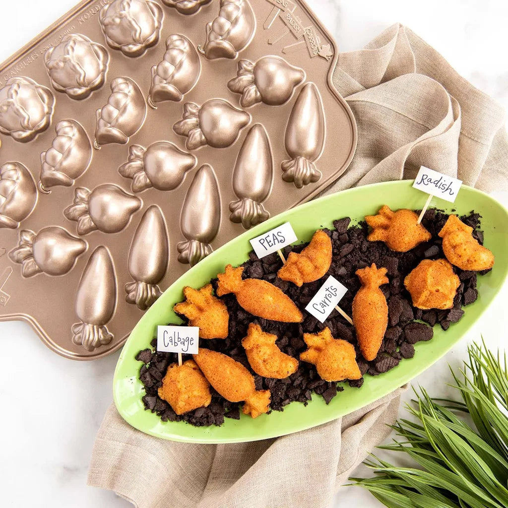 Nordic Ware Garden Patch Bundt Cake Pan