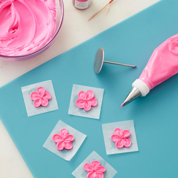 Wilton Small Petal Cake Decorating Tip 59
