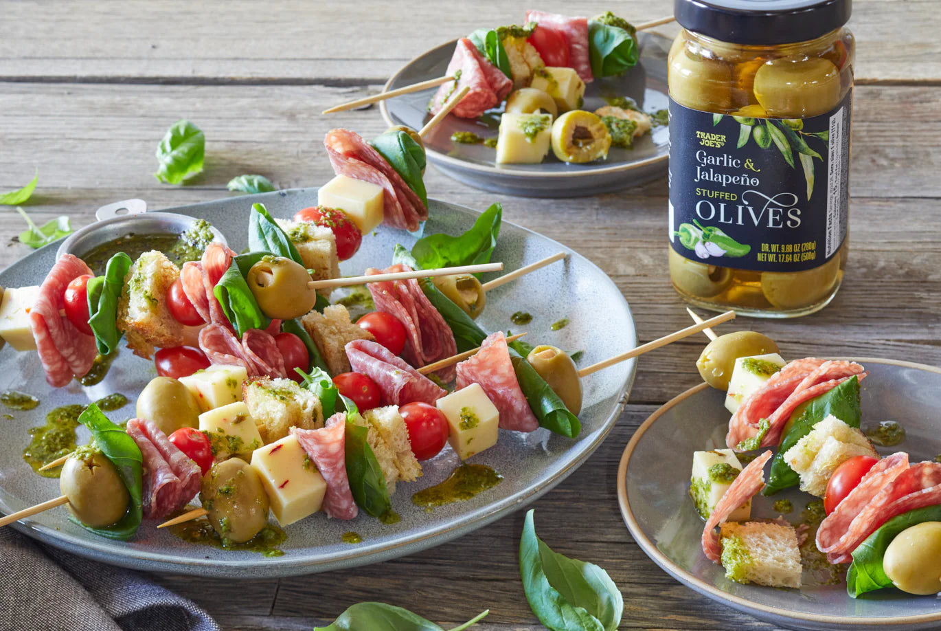 Trader Joes Garlic & Jalapeño Stuffed Olives/17.64 Oz