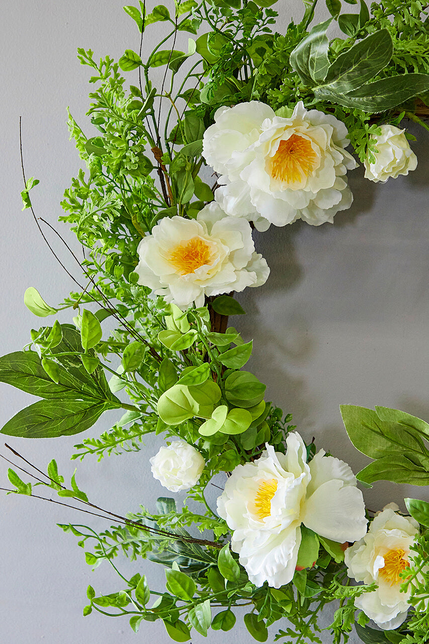 30" White Peony Wreath