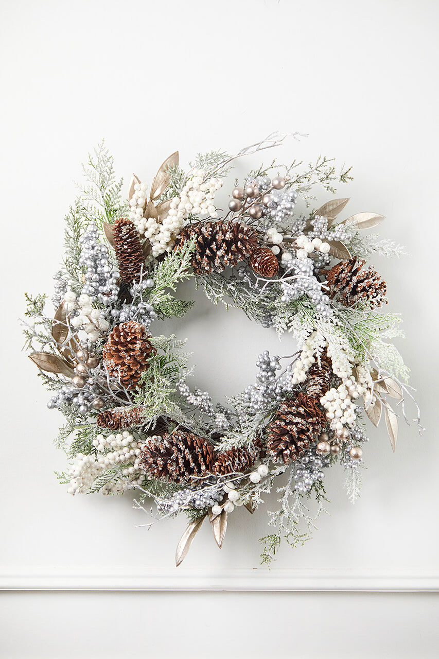 24" Rustic Christmas Wreath