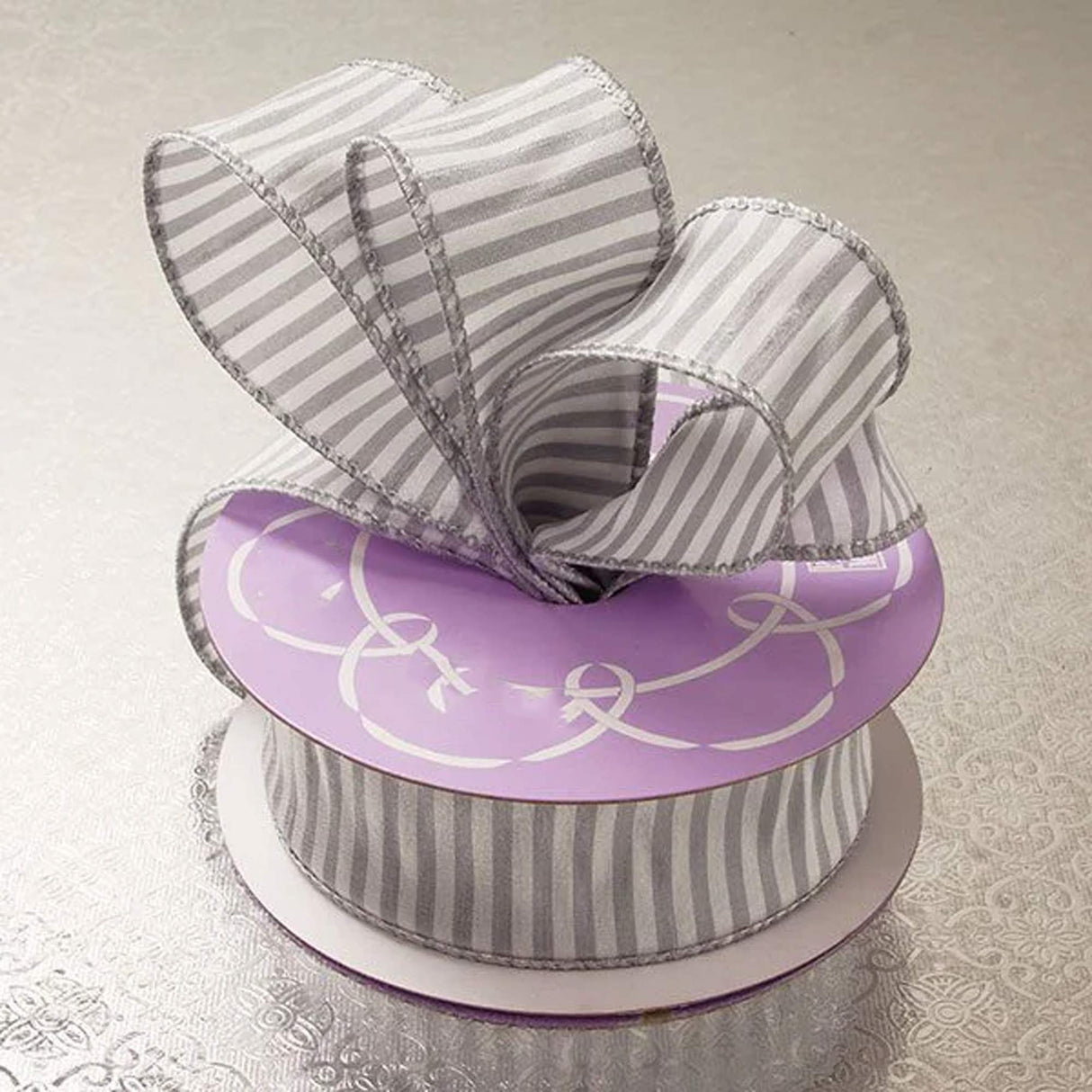 Cotton-Blend Wired Edge Horizontal Striped Ribbon 1 1/2 '' X 10 yd Silver Color 1 / roll