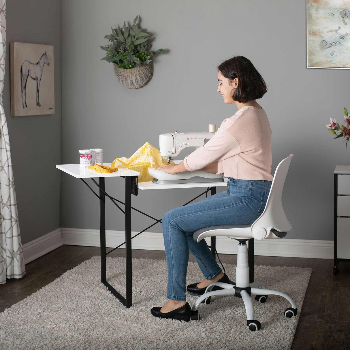 Studio Design Dart Sewing Table Graphite / White