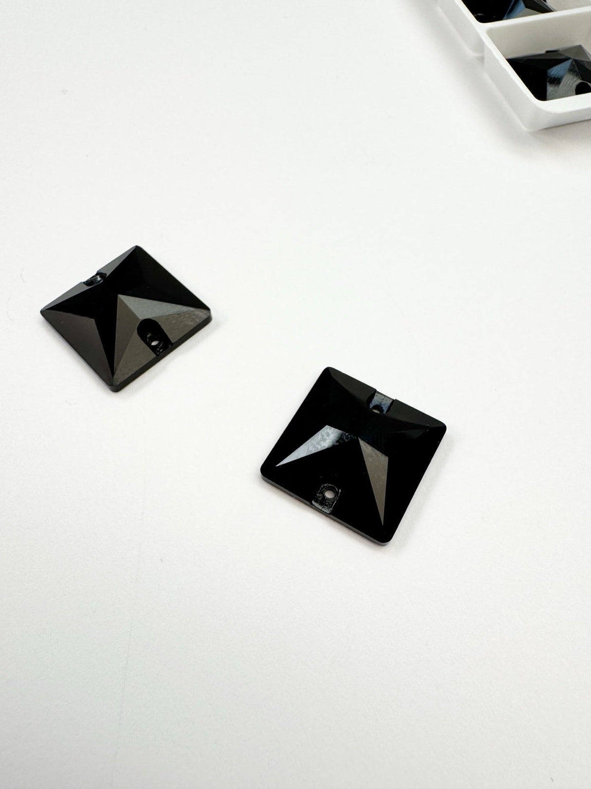 Black Crystal Sewing Notions