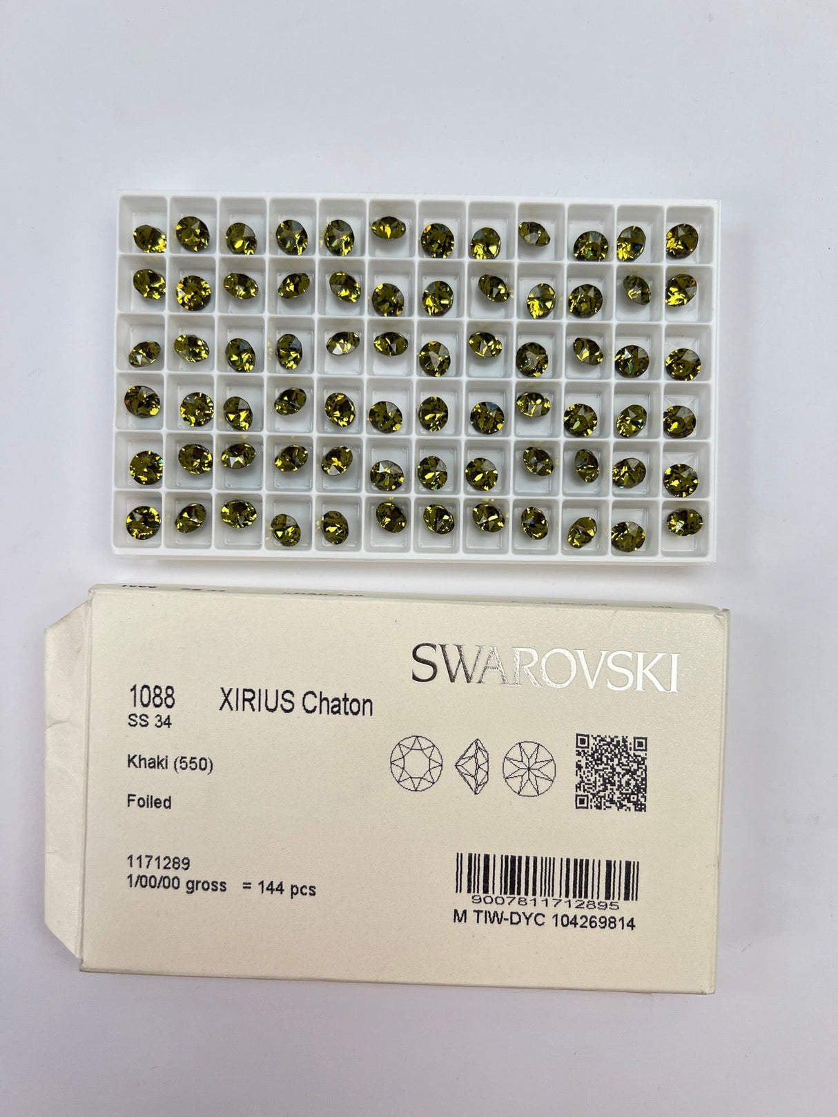 Green Shades Crystal Sewing Notions