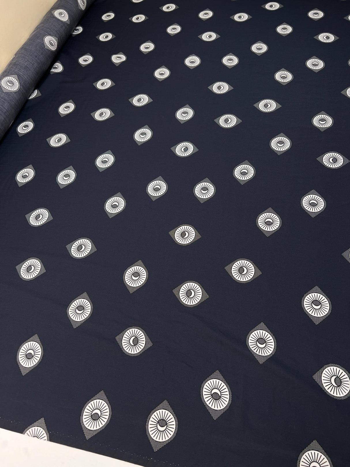 Viscose Staple Fabric Black White