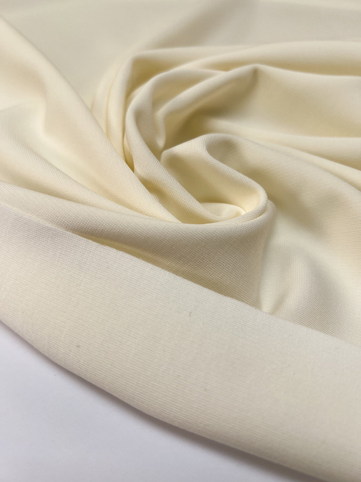 Viscose Knitted Fabric White Shade Stretch