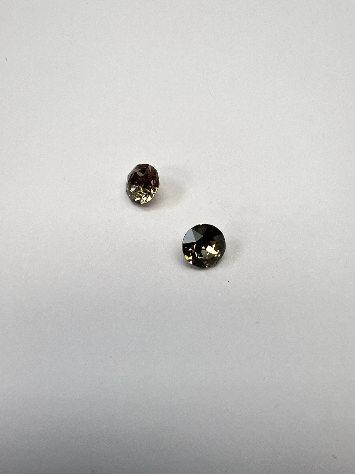 Gray Crystals Sewing Notions