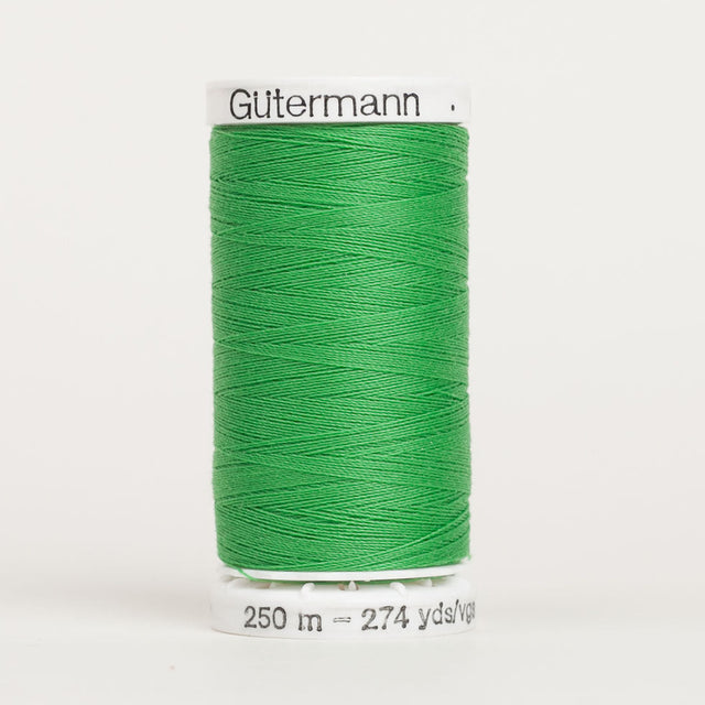 Gutermann Sew All Thread 250m - 720 Bright Green