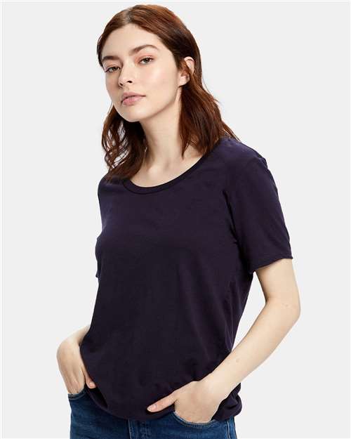 Women's Loose Fit Boyfriend Tee