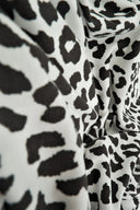 1 yarda de tela de punto DTY cepillada con estampado animal, suave y elástica, ancho de 58/60"