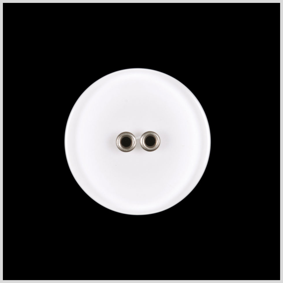 White Plastic Button - 44L/28mm