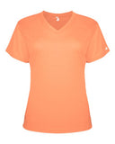 Camiseta de manga corta con cuello en V de rendimiento triblend para mujer