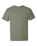 Camiseta unisex teñida de prenda con bolsillo