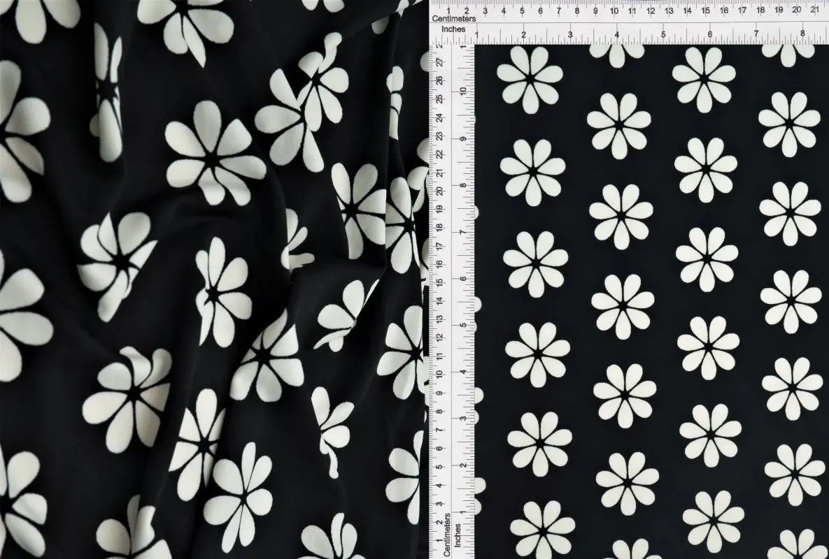 DTY Floral Print Fabric Polyester Spandex Stretch Knit Brushed 58/60 Inches