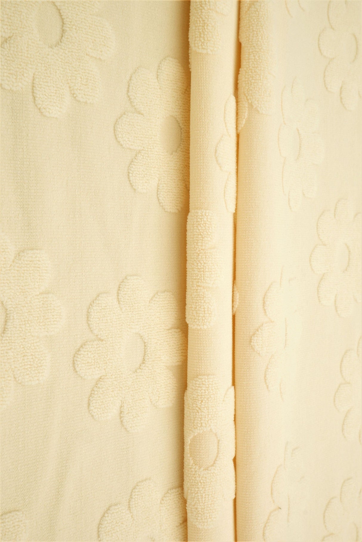 Daisy Floral Jacquard Knit Fabric