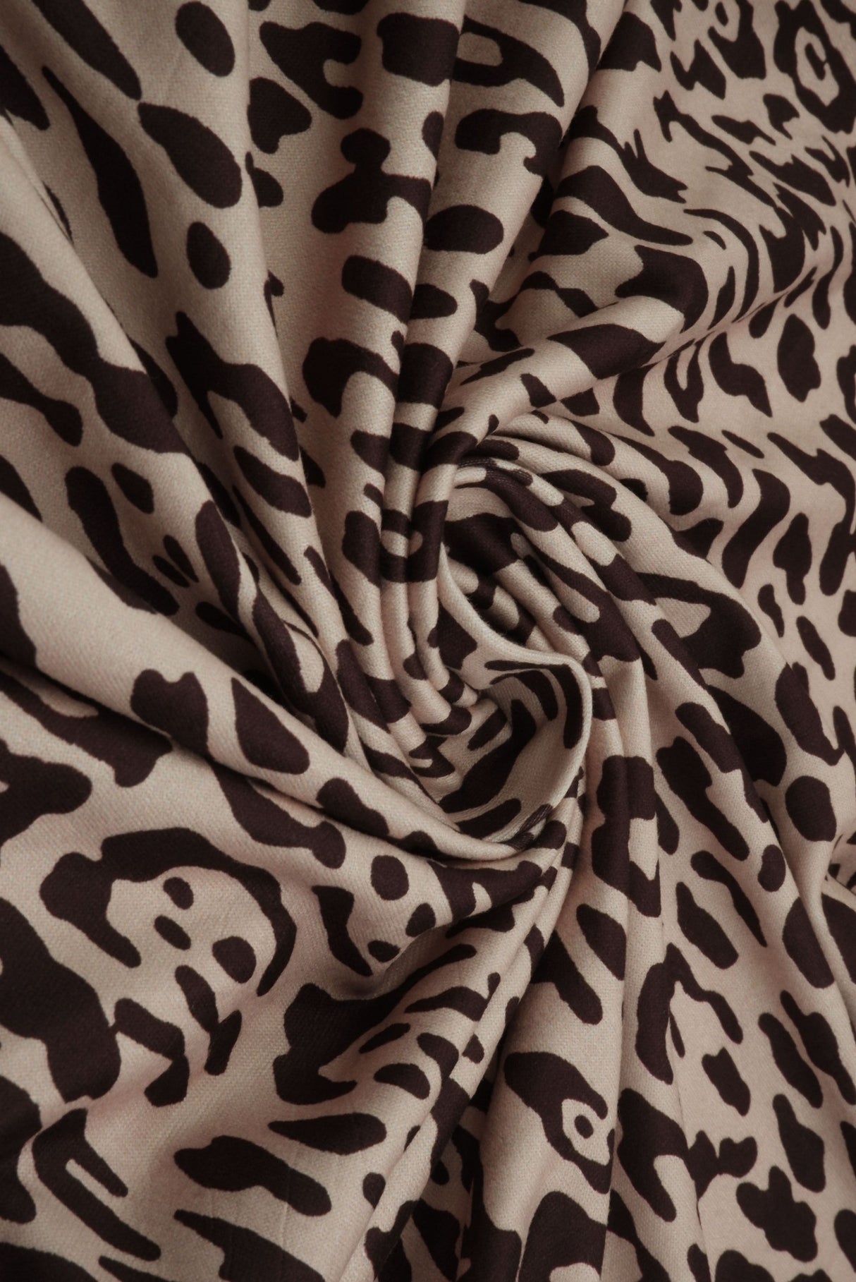 Brushed DTY Leopard Print Knit Brown
