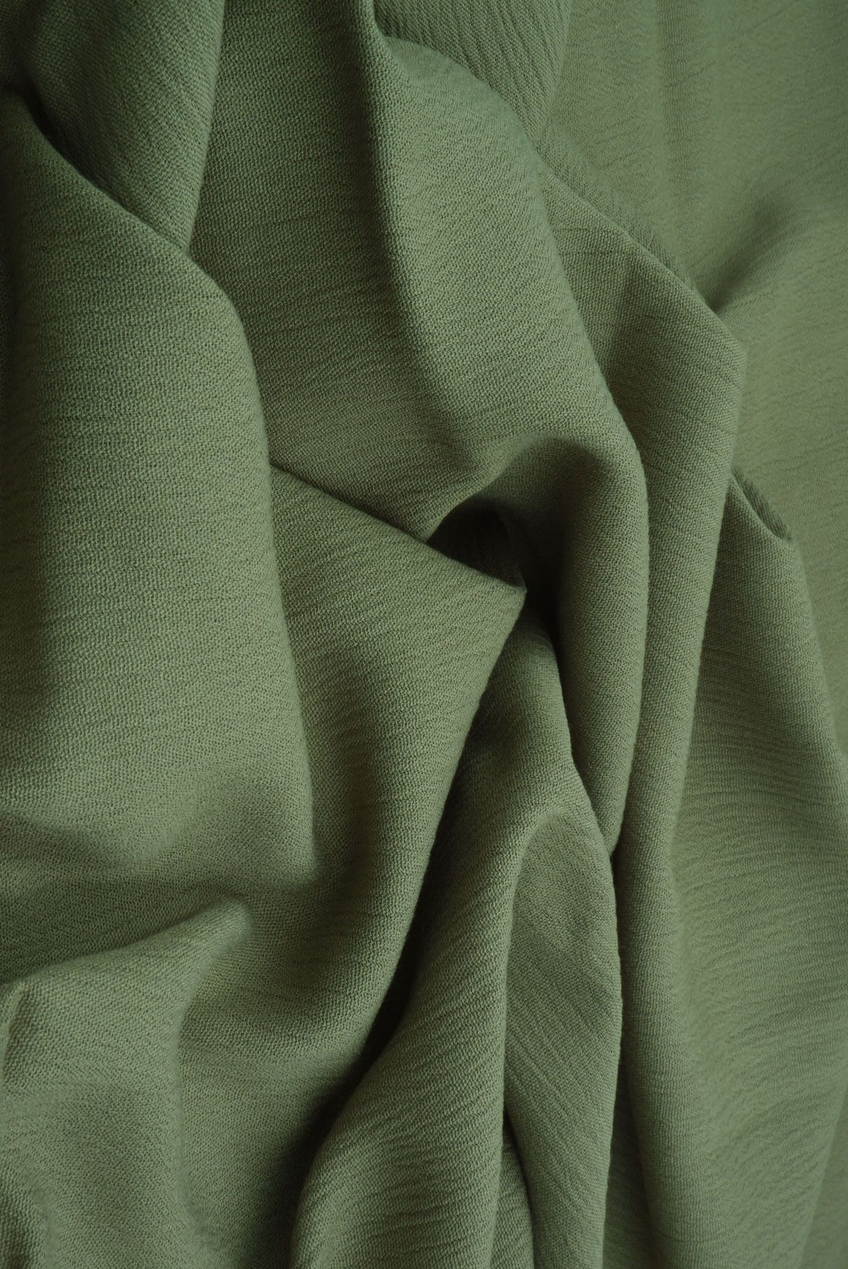 Rayon Crepon Woven Solid Fabric
