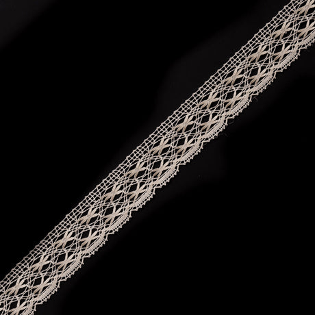 Ivory Crochet Trim w/ Scalloped Edges - 1.25"