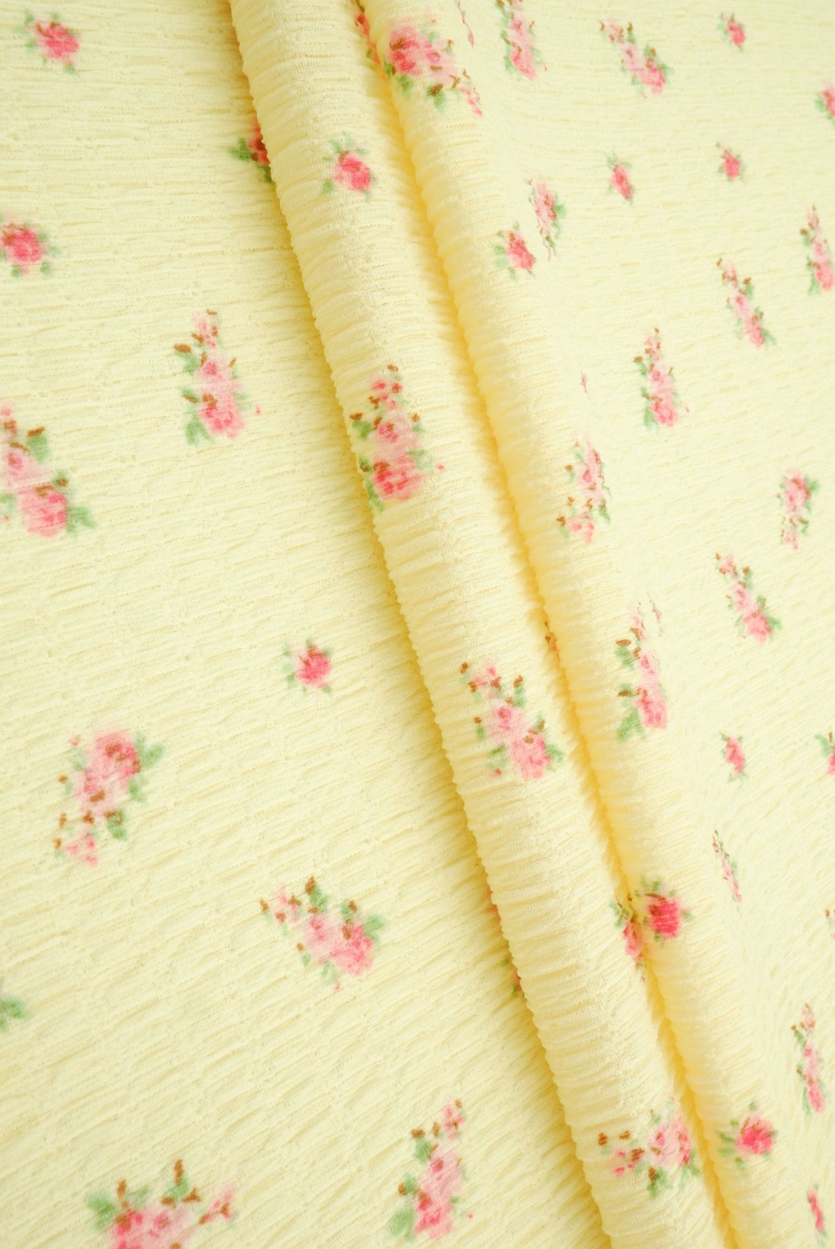 Ditsy Crinkle Crepe Print Crepe Fabric