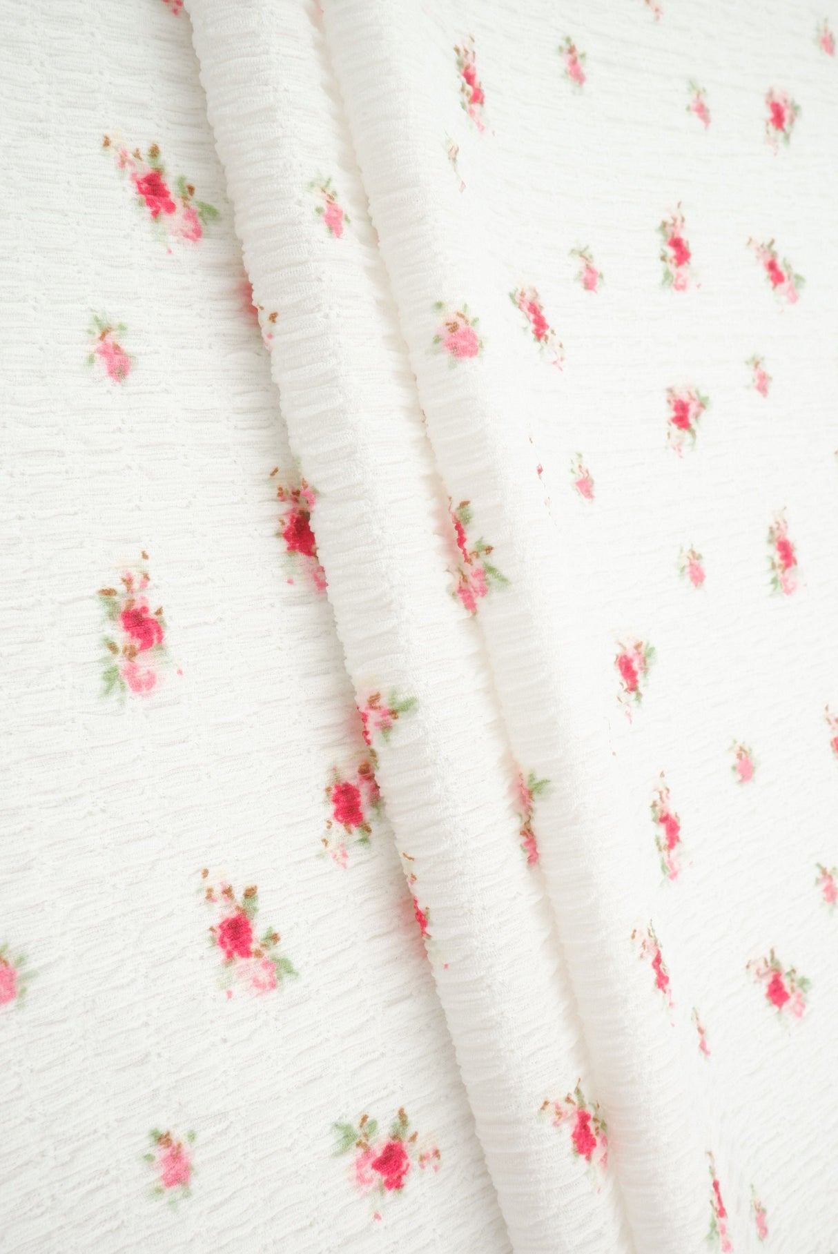 Ditsy Crinkle Crepe Print Crepe Fabric