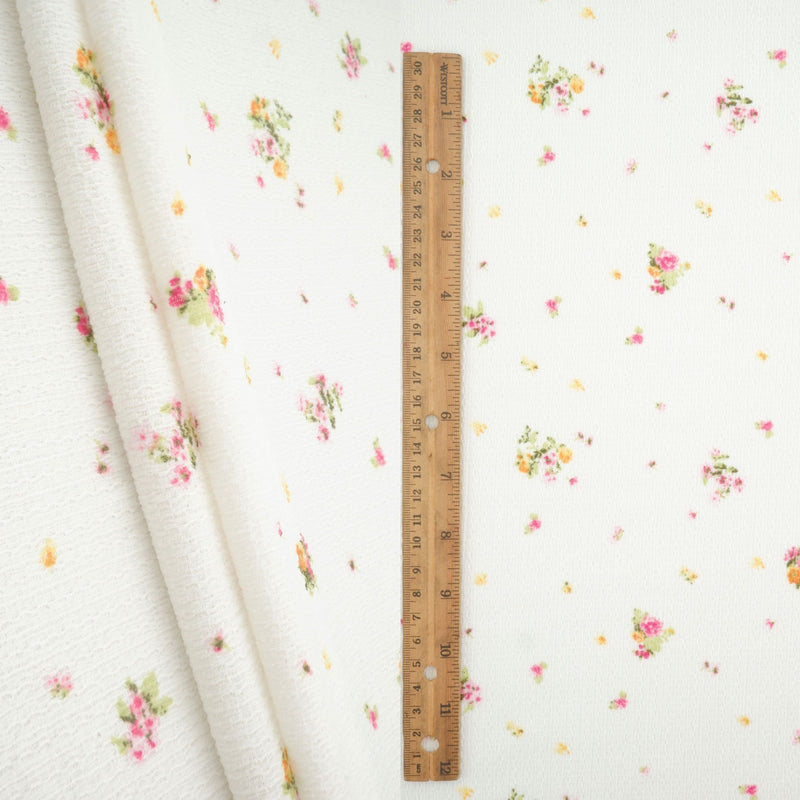 Crinkle Crepe Ditsy Floral Print Knit
