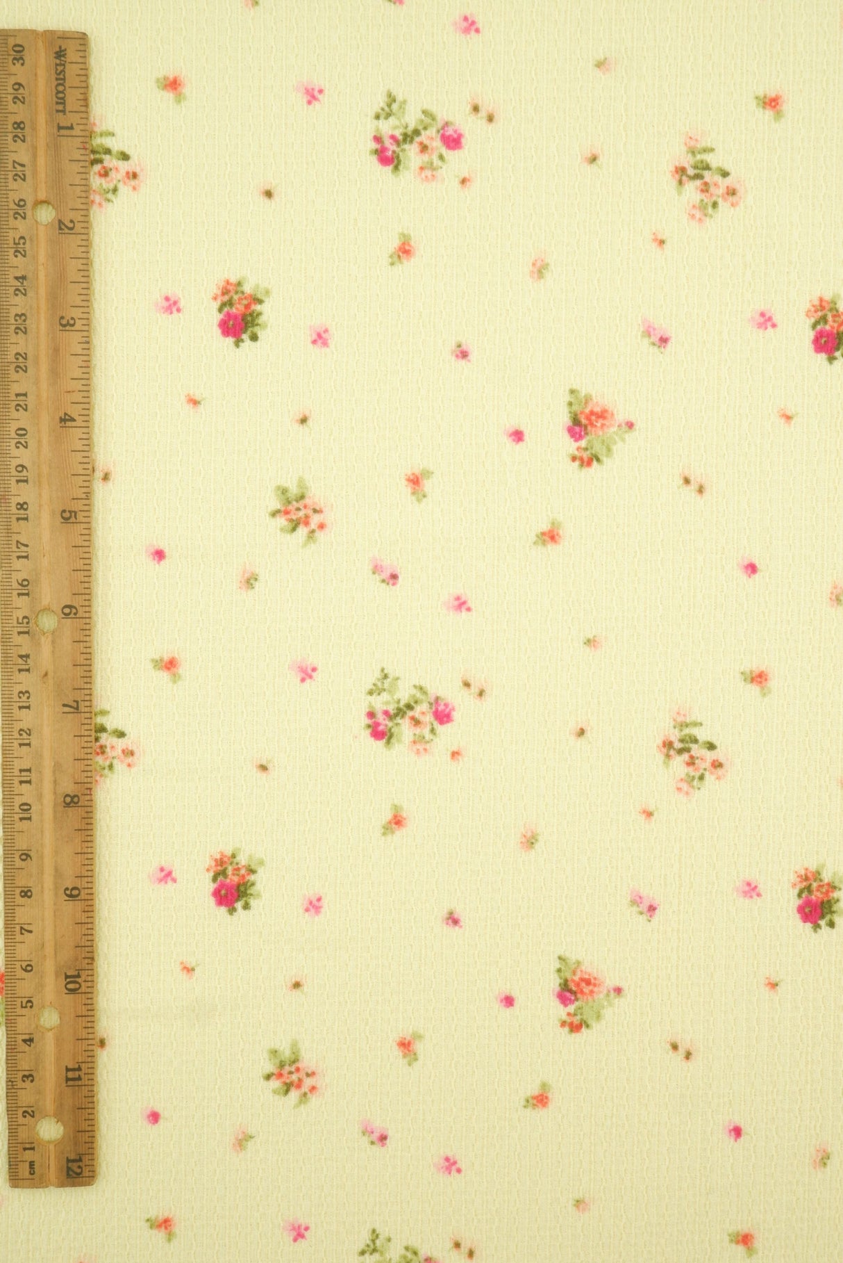 Crinkle Crepe Ditsy Floral Print Knit