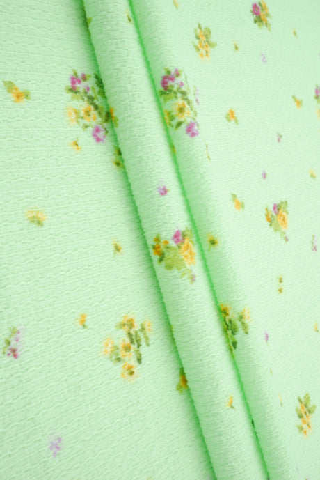 Crinkle Crepe Ditsy Floral Print Knit
