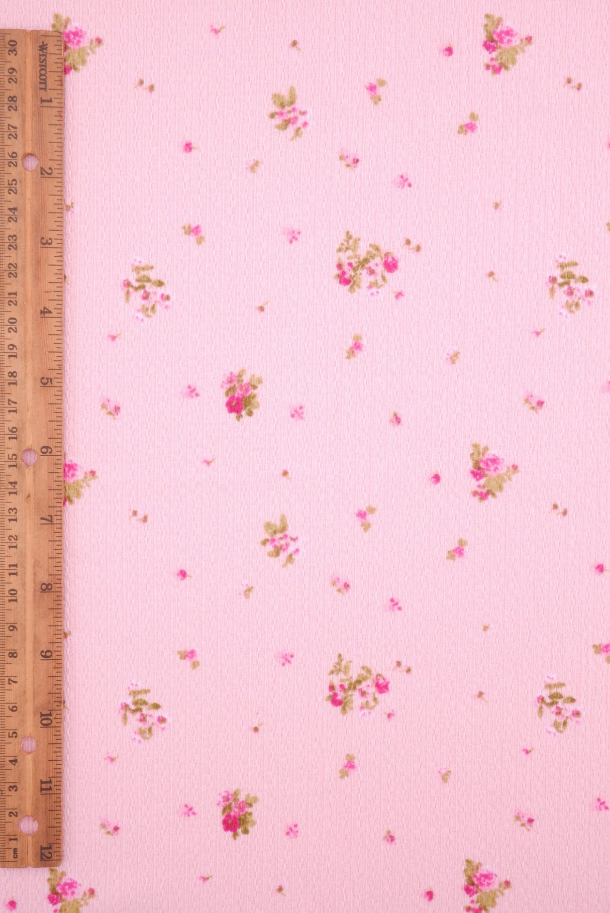Crinkle Crepe Ditsy Floral Print Knit
