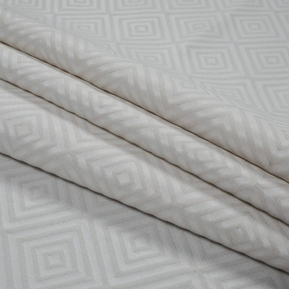 Off-White Diamond Patterned Jacquard