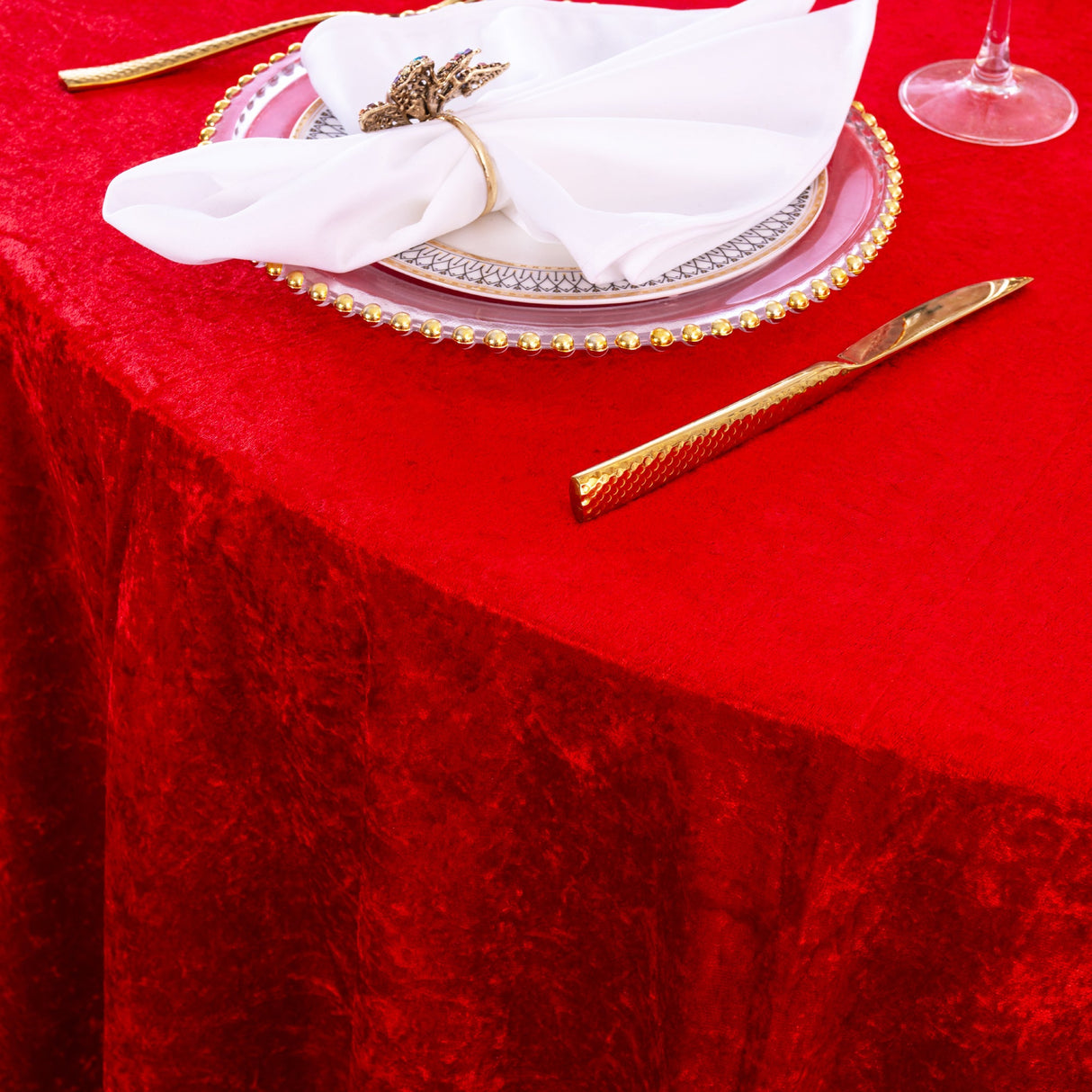 Round Crushed Velvet Tablecloth 132" Red